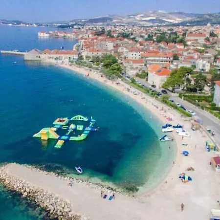 30 Meters From The Sea! Anamarija * Kastela