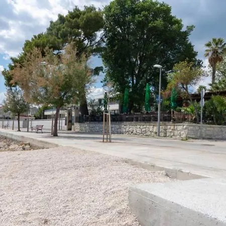 30 Meters From The Sea! Anamarija Apartment
