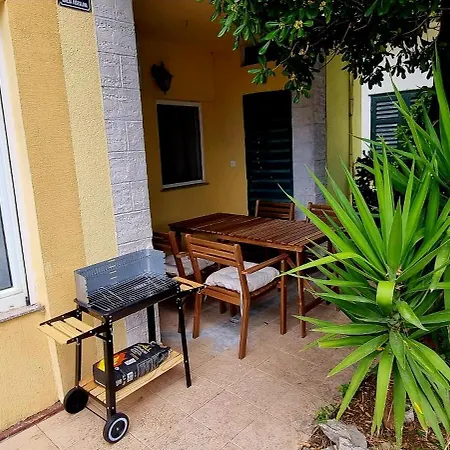 30 Meters From The Sea! Anamarija Apartment *